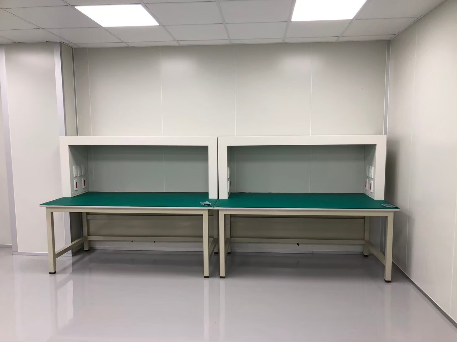 雙鴻科技防靜電工作桌建置案例