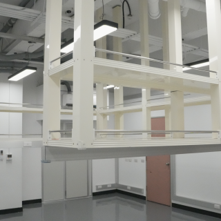 清華大學化學系實驗室完工後epoxy地板與空間整合成果